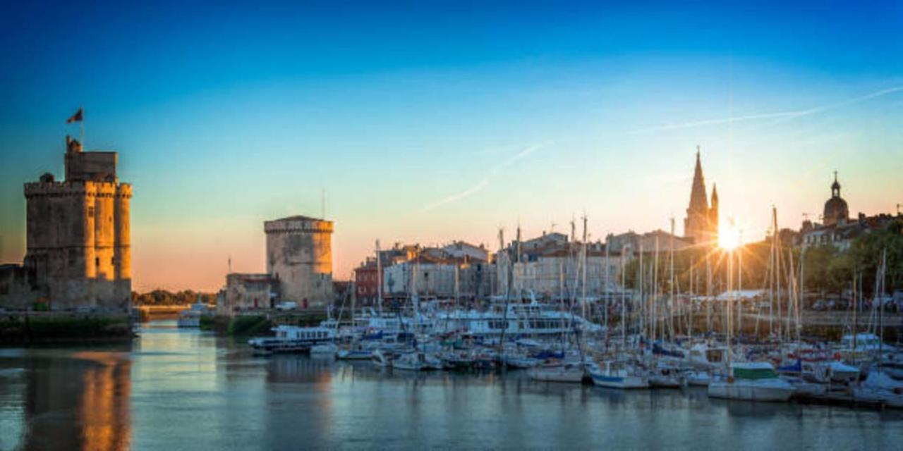 Appartement Studio Traversant Historic Center à La Rochelle  Extérieur photo